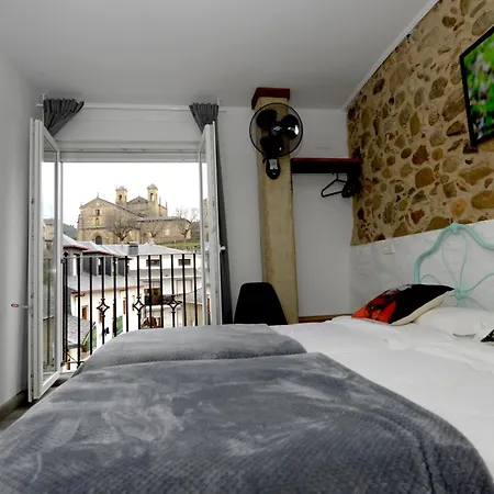 El Campano 3* Villafranca Del Bierzo