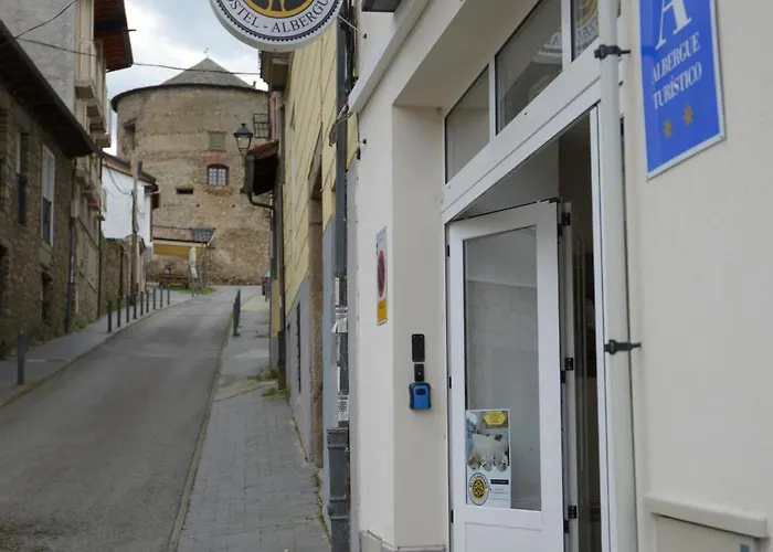 게스트하우스 El Campano 3*